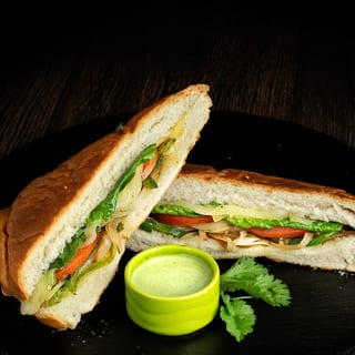 VEGGIE SANDWICH