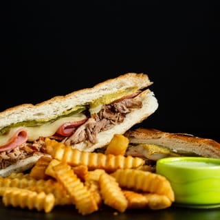 HALF CUBAN SANDWICH COMBO