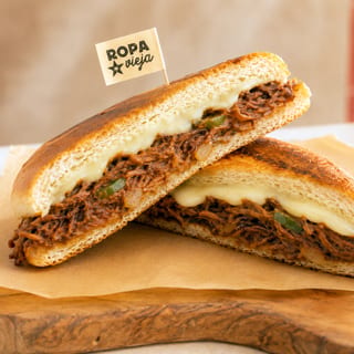 ROPA VIEJA SANDWICH