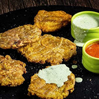 TOSTONES